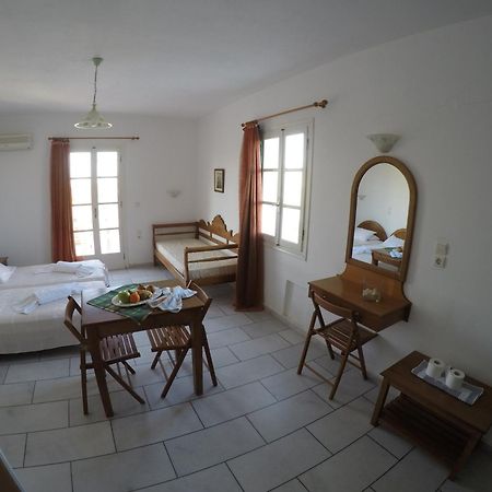 Birbas Hotel Agia Anna  Exteriör bild